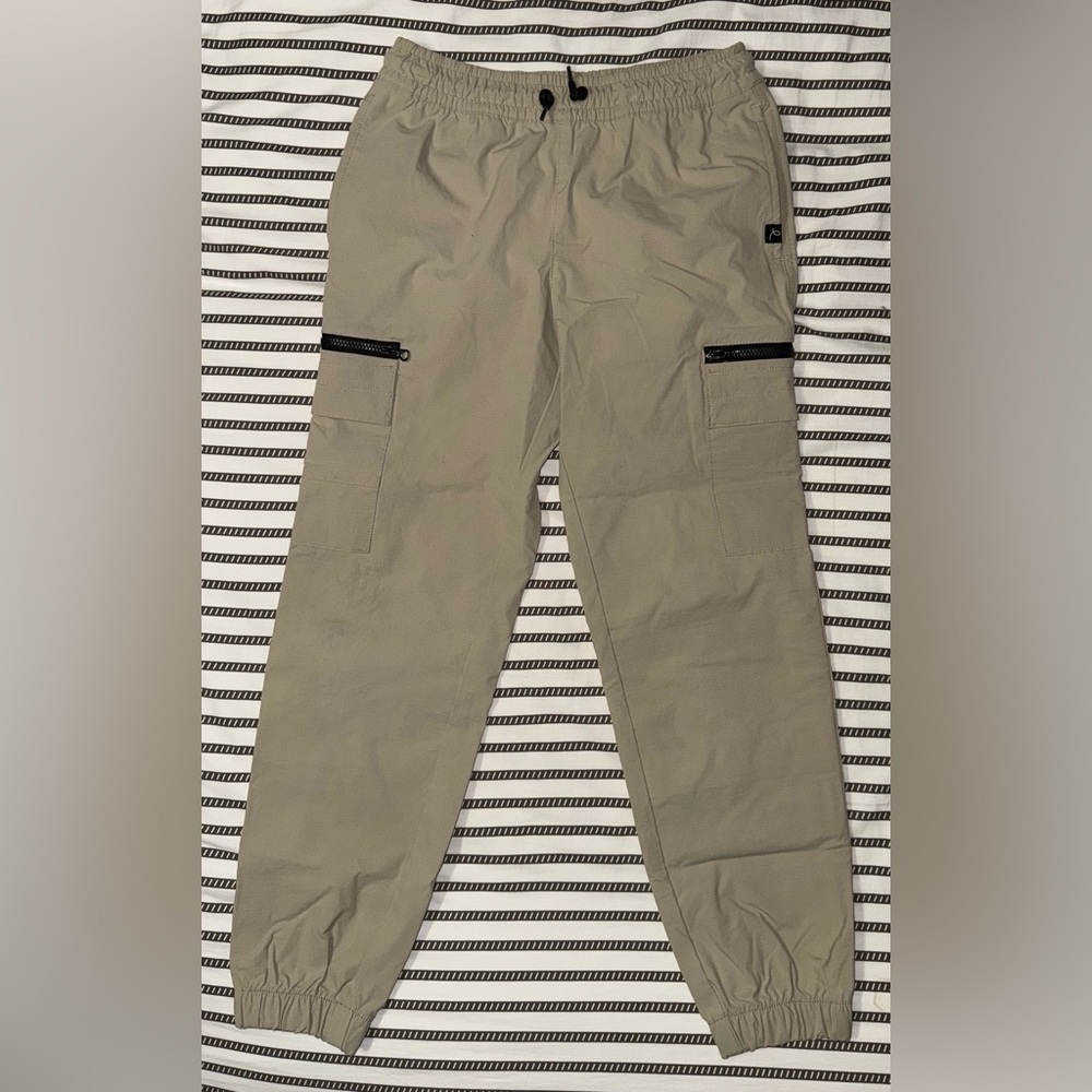 Art Class Boy’s Cargo Jogger Pants; Size 8; Khaki